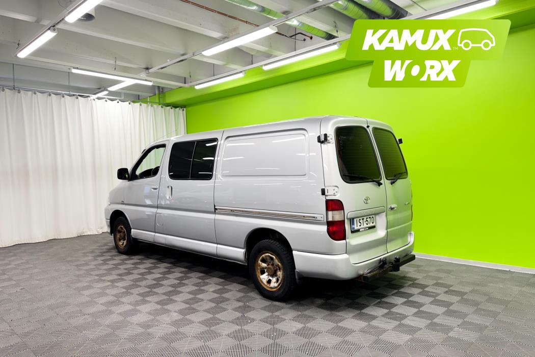 Toyota Hiace 2009