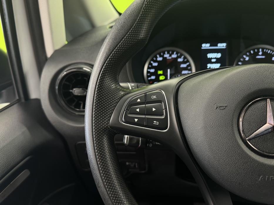 Mercedes-Benz Vito 2023