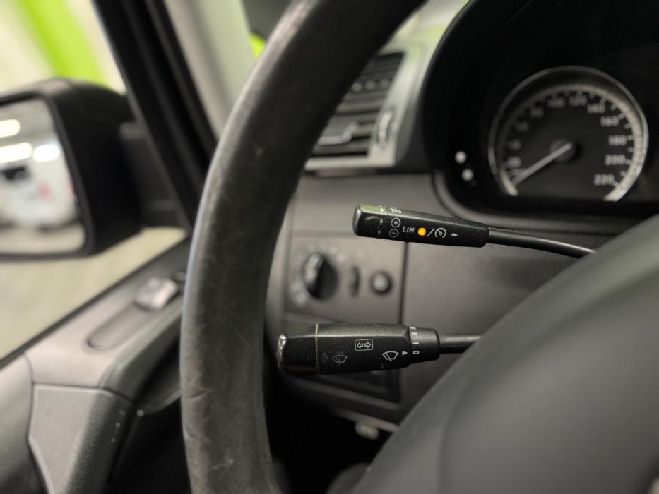 Mercedes-Benz Vito 2012