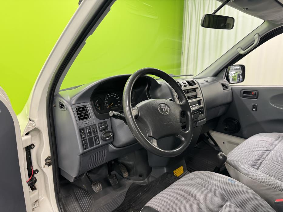 Toyota Hiace 2007