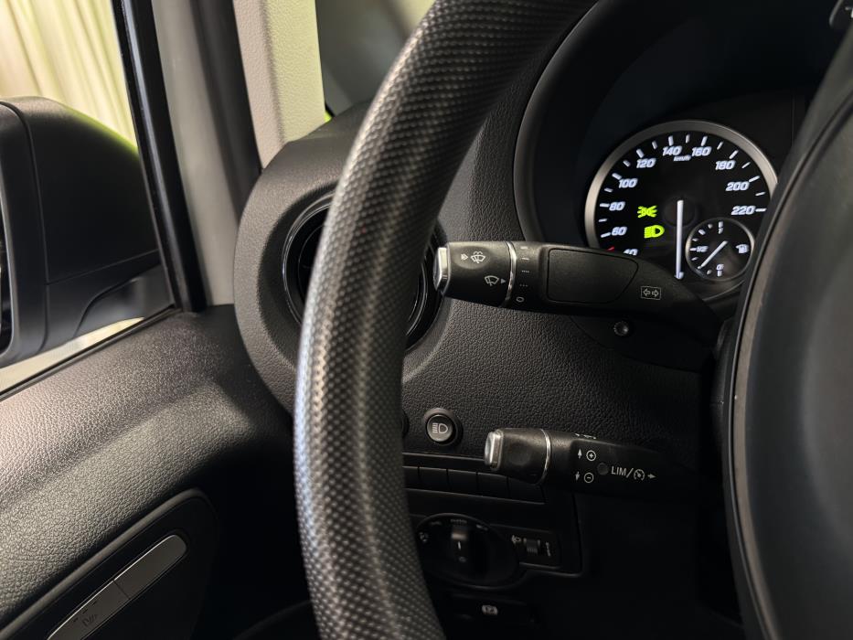 Mercedes-Benz Vito 2023