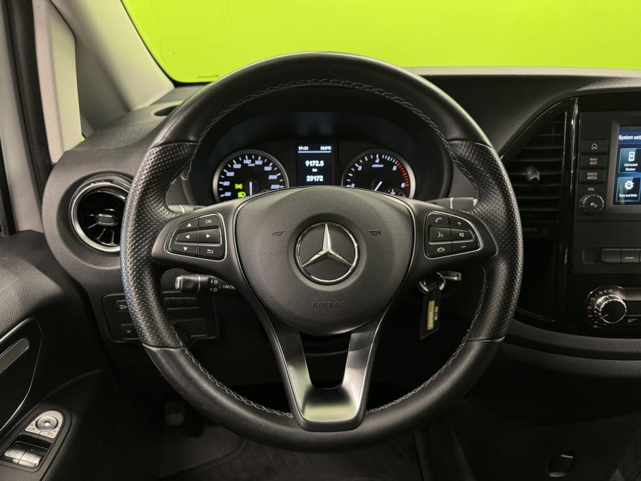 Mercedes-Benz Vito 2023