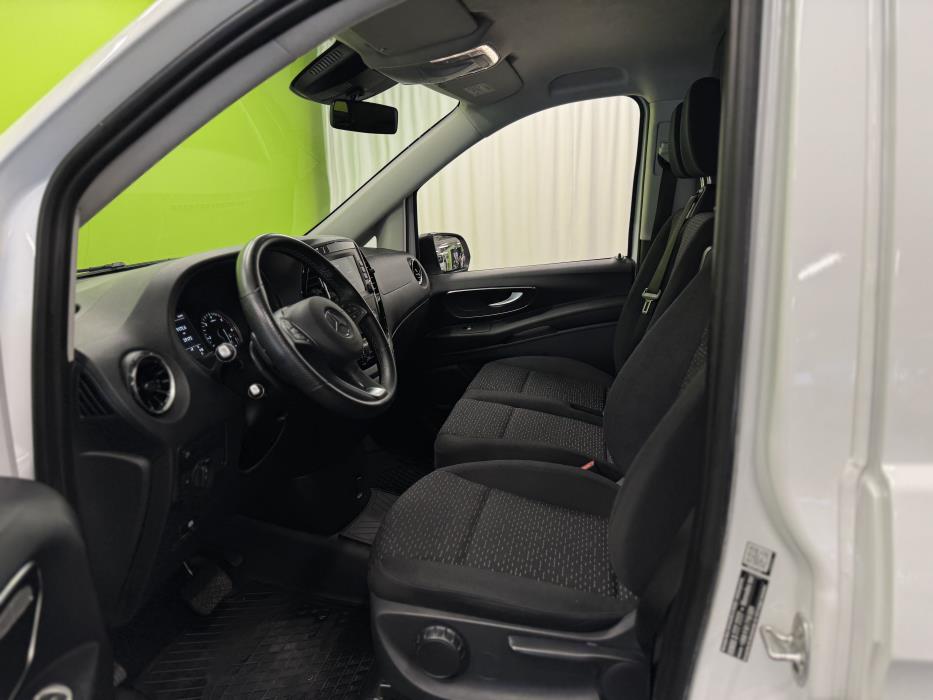 Mercedes-Benz Vito 2023