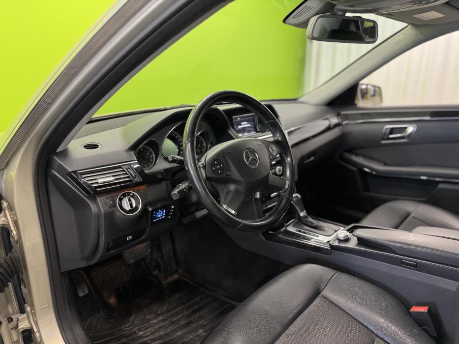 Mercedes-Benz E 2011