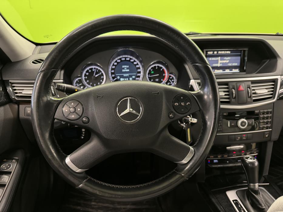 Mercedes-Benz E 2011