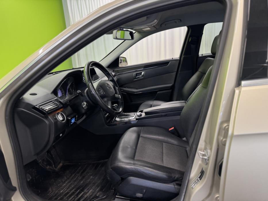 Mercedes-Benz E 2011