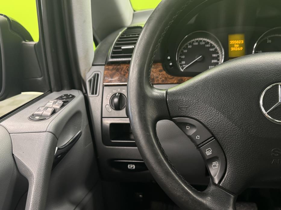 Mercedes-Benz Viano 2010