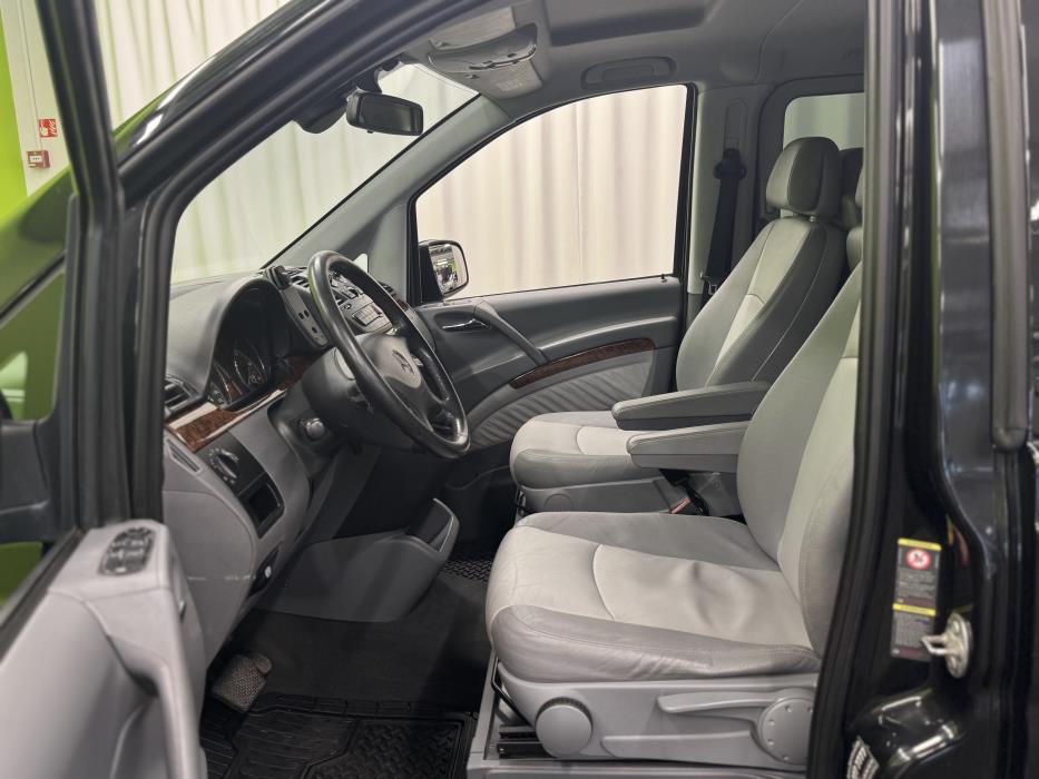 Mercedes-Benz Viano 2010