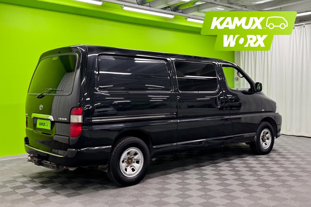 Toyota Hiace 2010