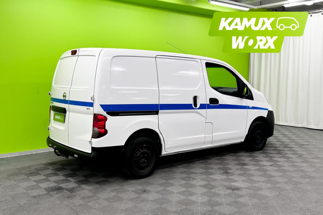 Nissan NV200 2015