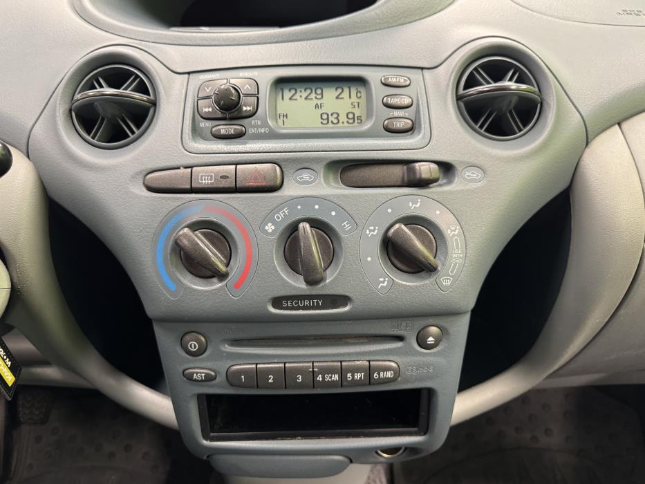 Toyota Yaris 2002