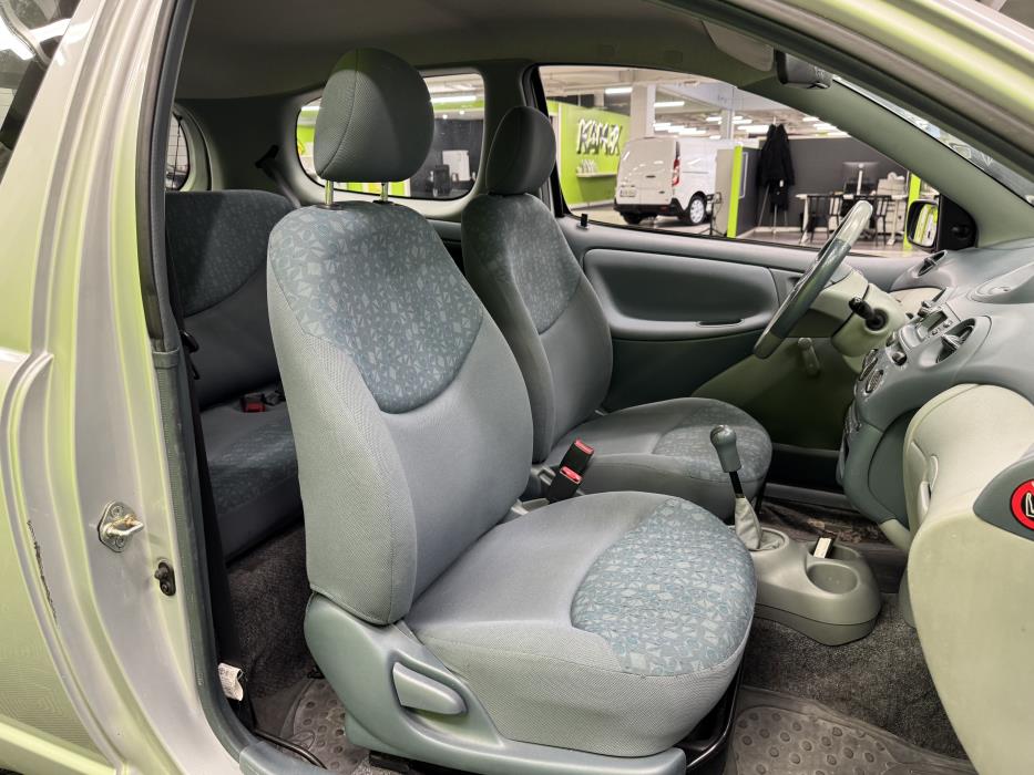 Toyota Yaris 2002
