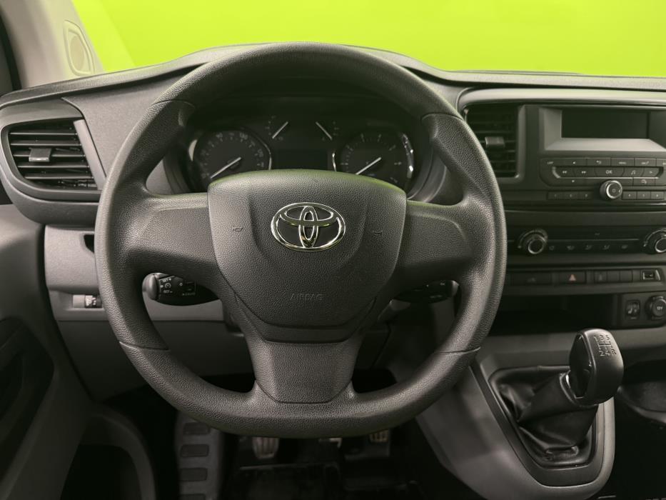Toyota Proace 2016