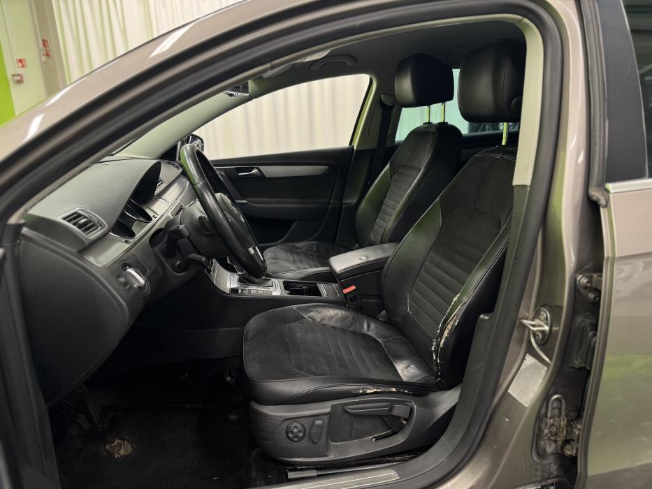 Volkswagen Passat 2011