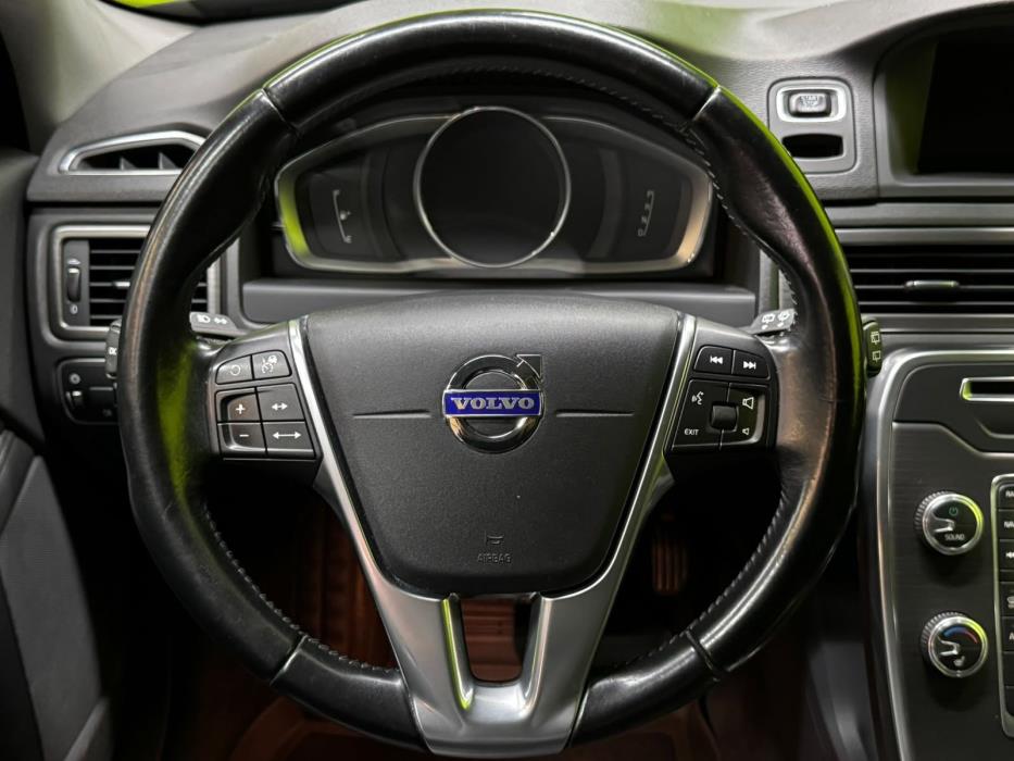 Volvo XC70 2015