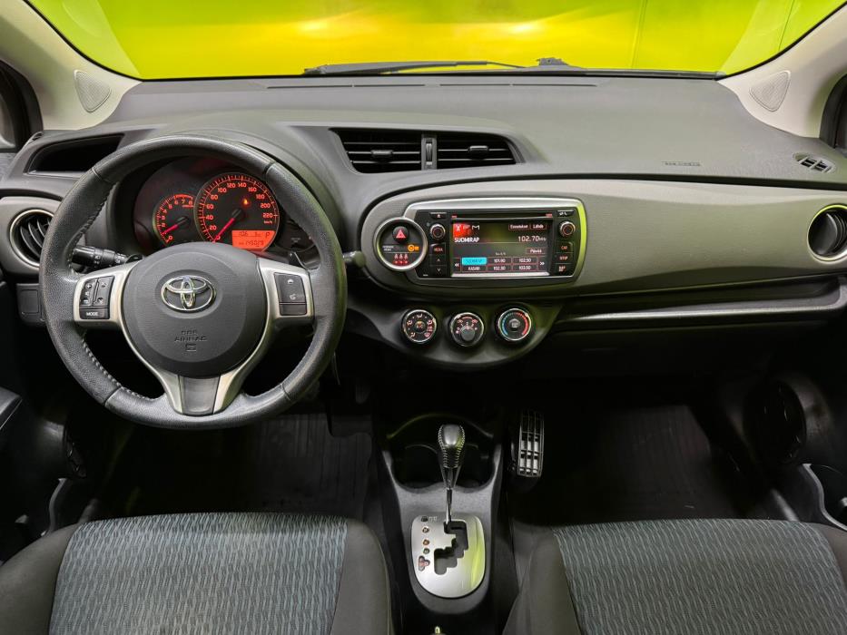 Toyota Yaris 2012