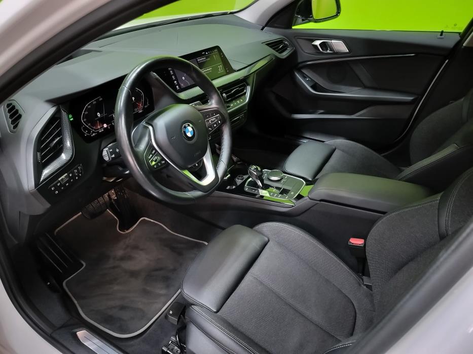 BMW 118 2021