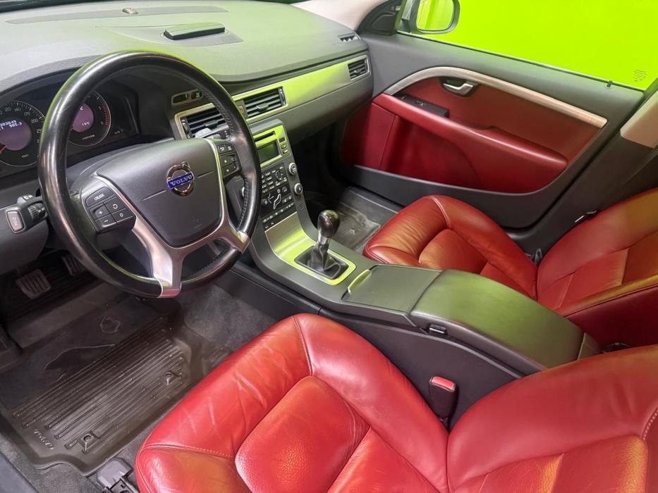 Volvo V70 2010