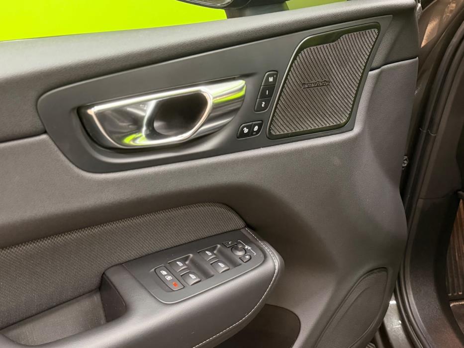 Volvo XC60 2021