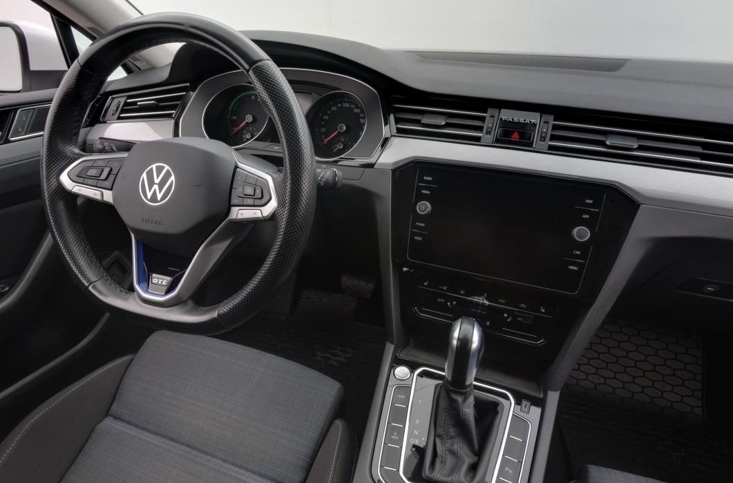 Volkswagen Passat 2022