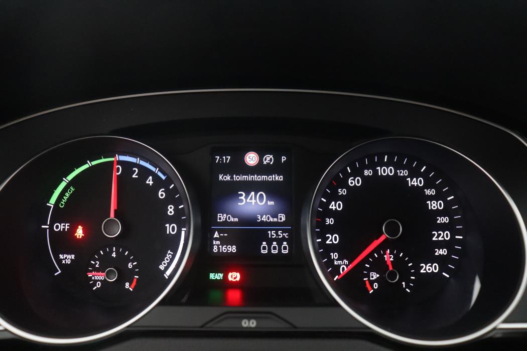 Volkswagen Passat 2022