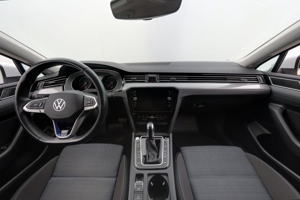 Volkswagen Passat 2022