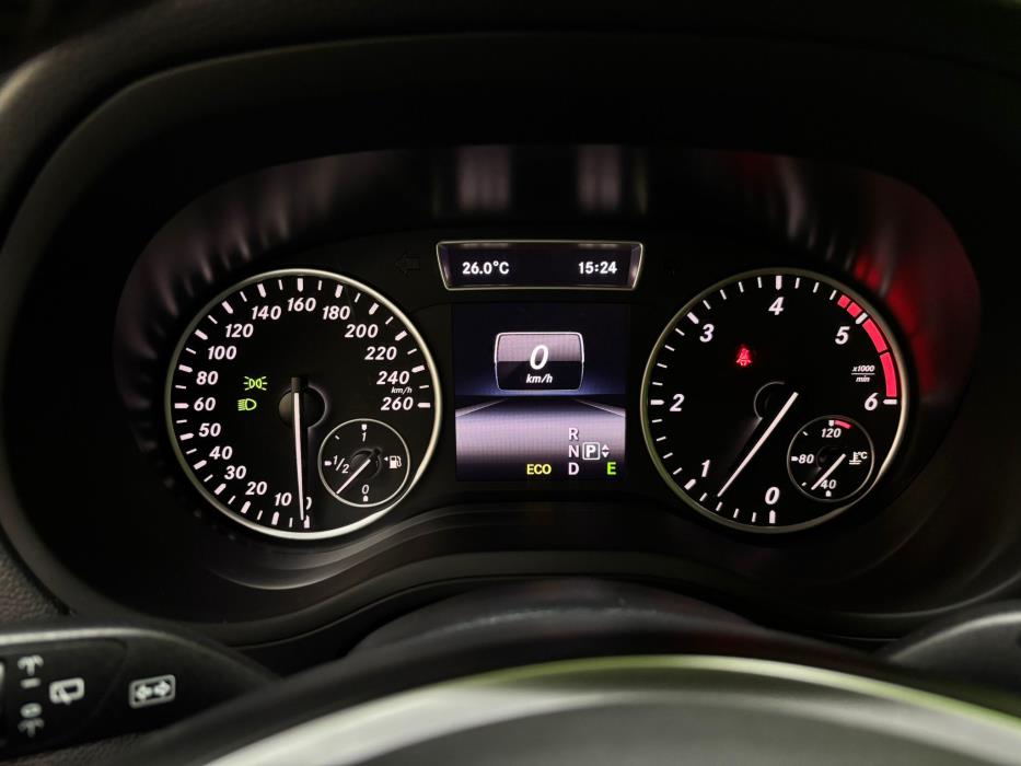 Mercedes-Benz B 2015