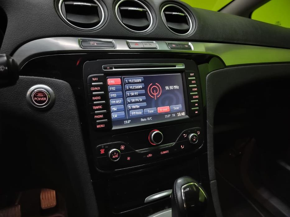 Ford S-MAX 2011