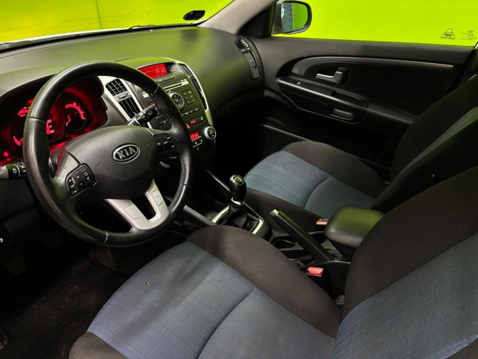 Kia Ceed 2010