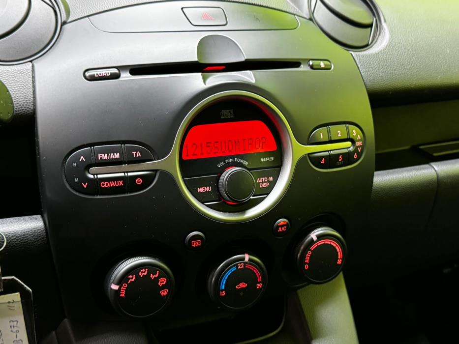 Mazda 2 2008