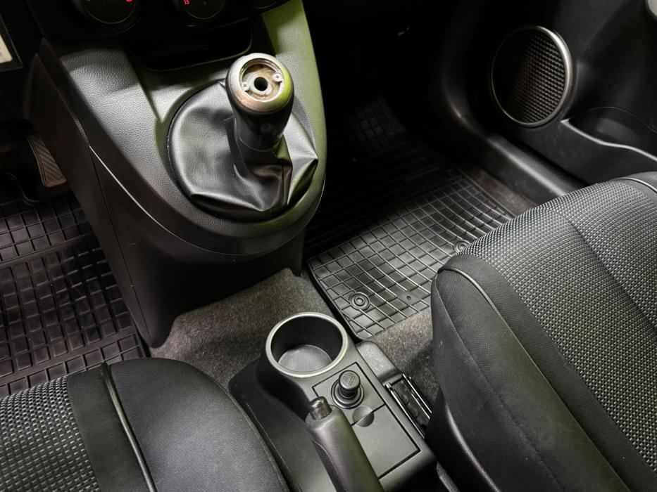 Mazda 2 2008