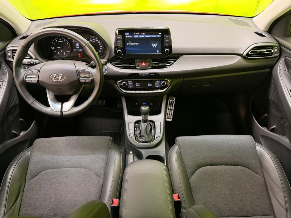 Hyundai i30 2022