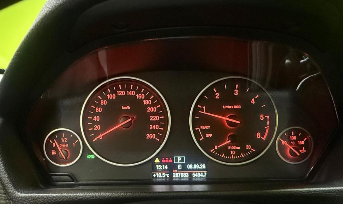 BMW 318 2014