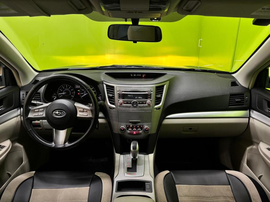 Subaru Legacy 2011
