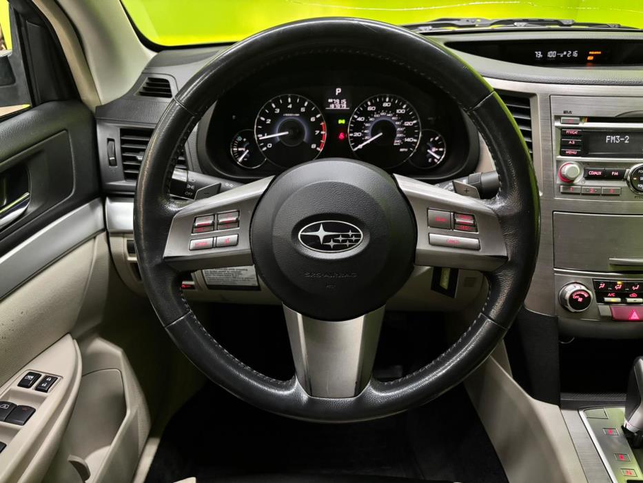 Subaru Legacy 2011