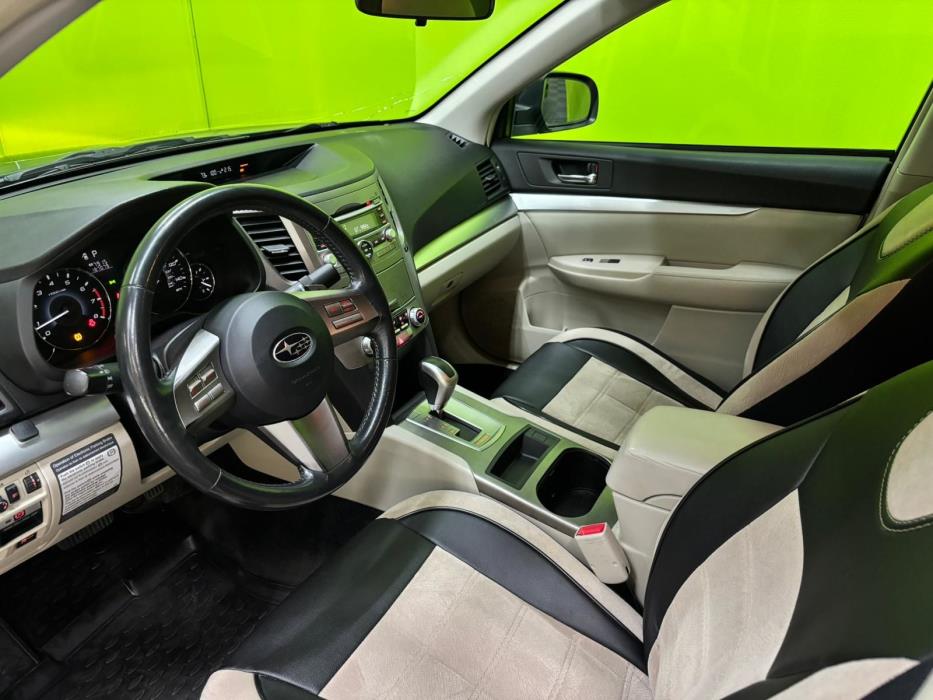Subaru Legacy 2011