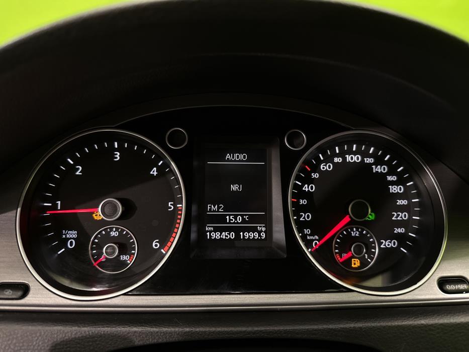 Volkswagen Passat 2012