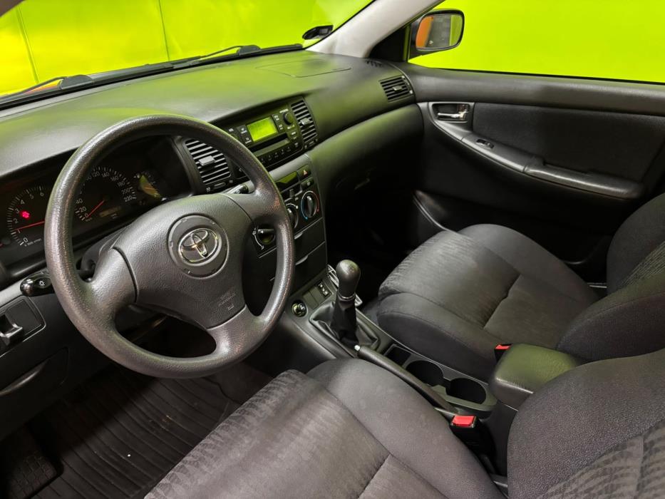 Toyota Corolla 2004