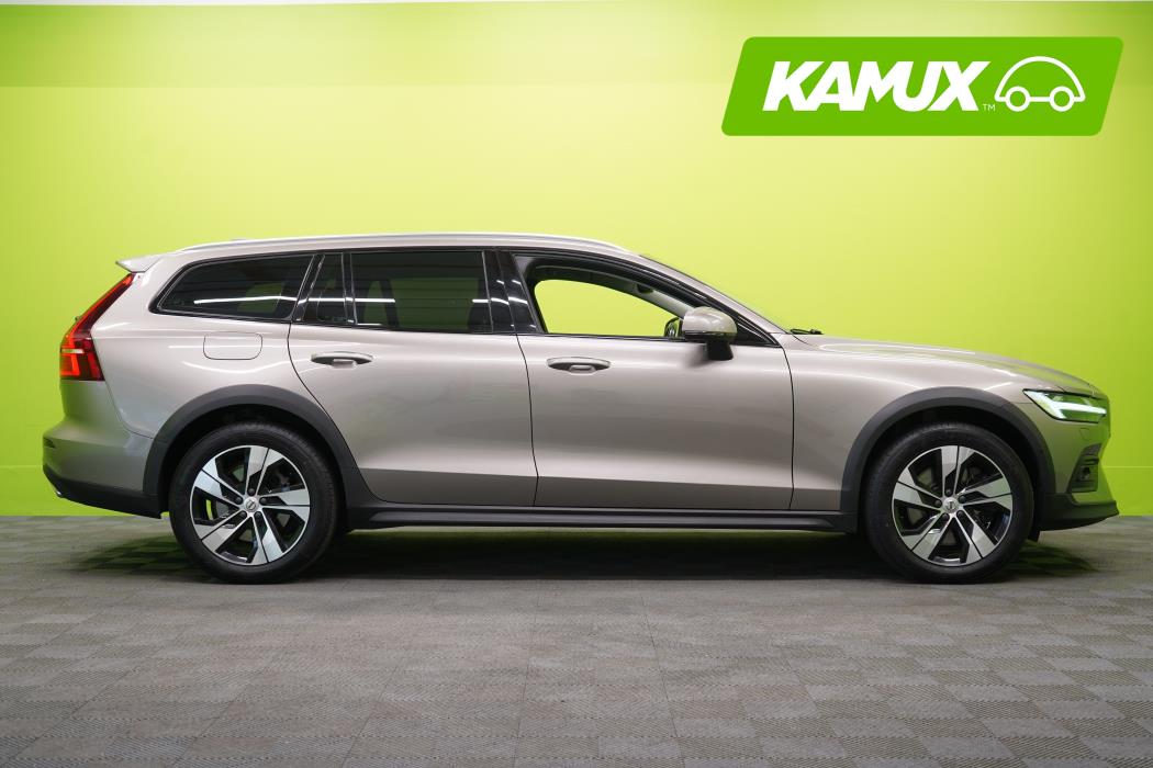 Volvo V60 Cross Country 2020