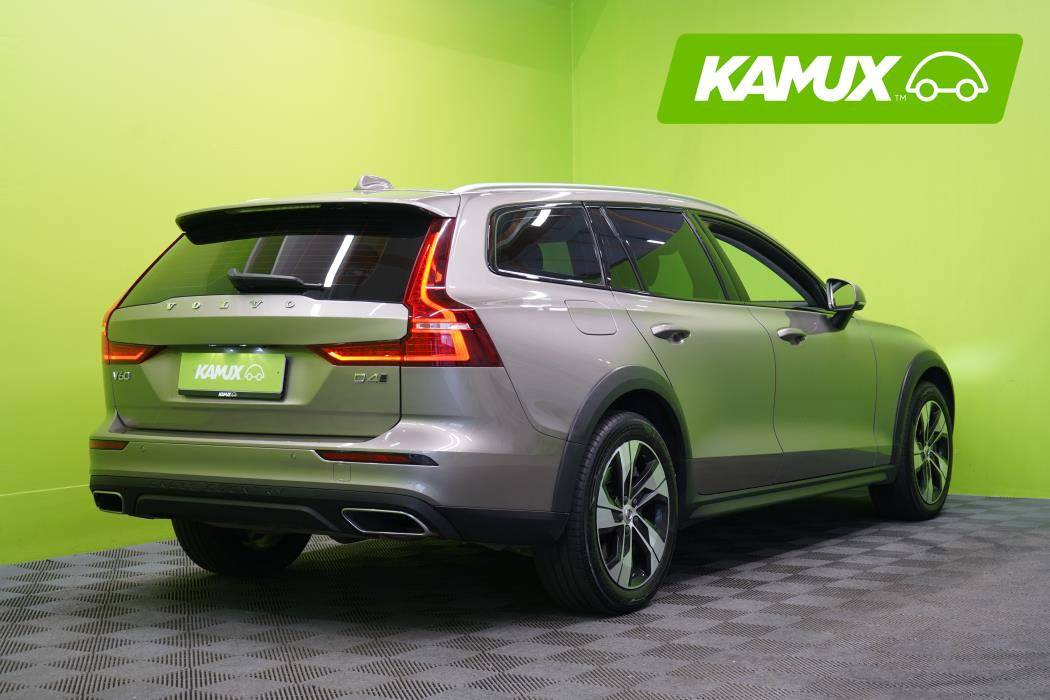 Volvo V60 Cross Country 2020
