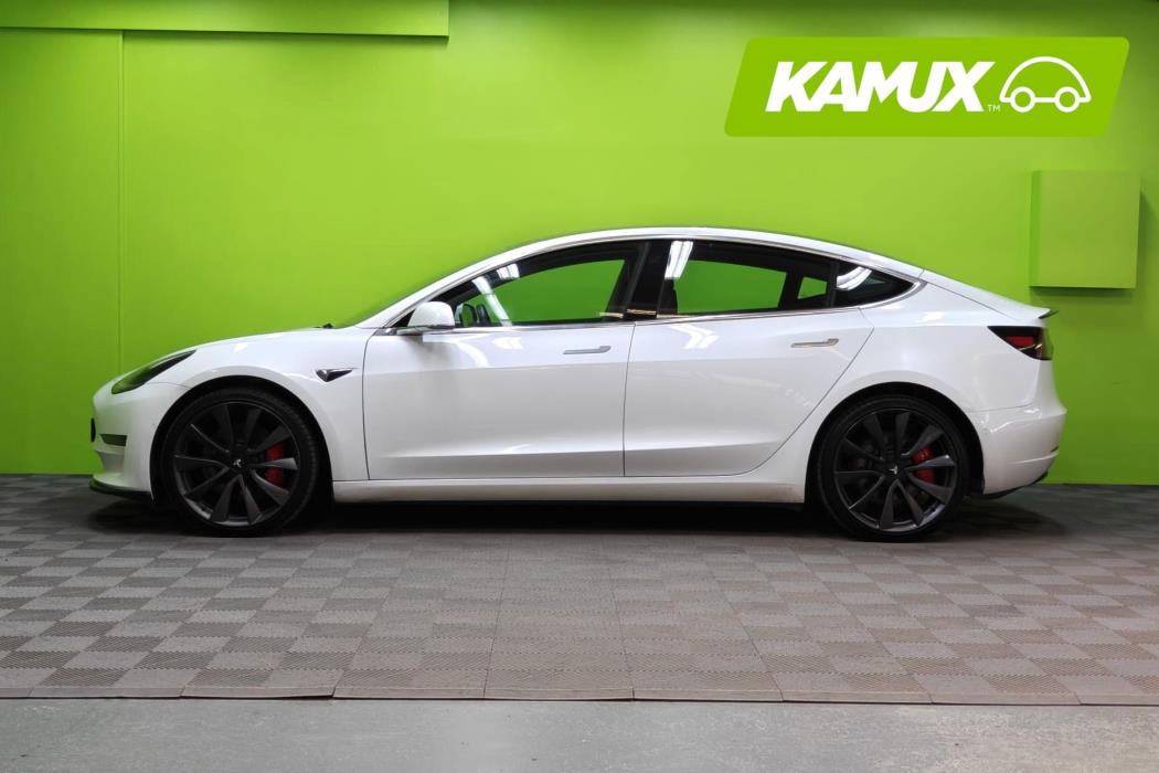Tesla Model 3 2020