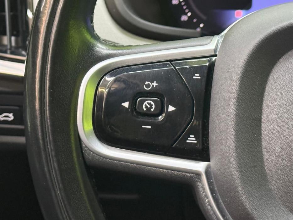 Volvo V90 2022
