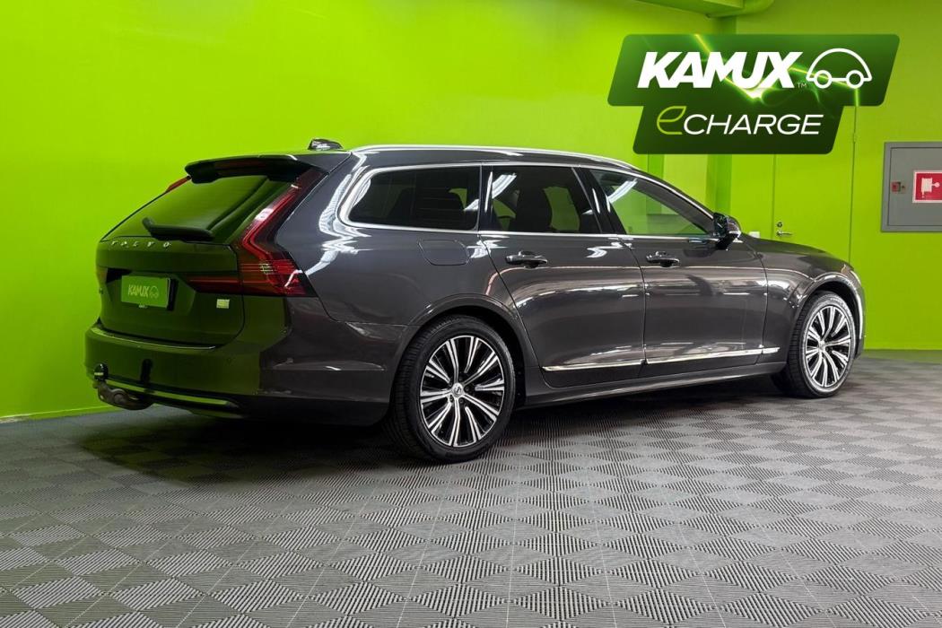 Volvo V90 2022