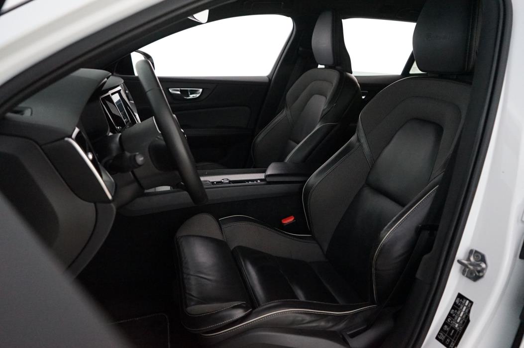 Volvo V60 2019