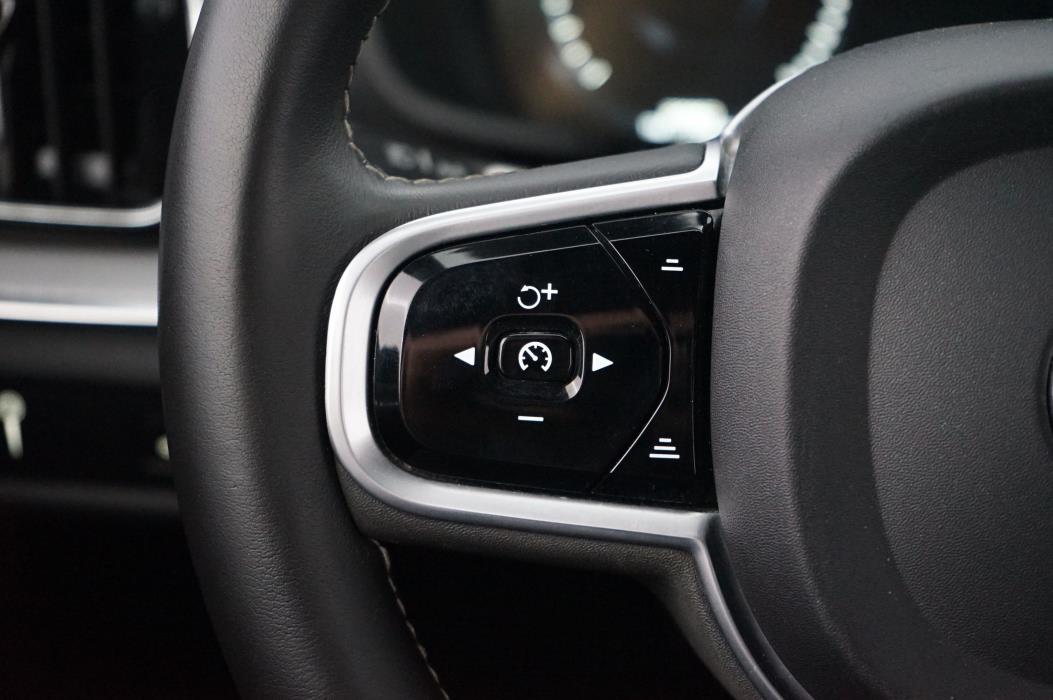 Volvo V60 2019