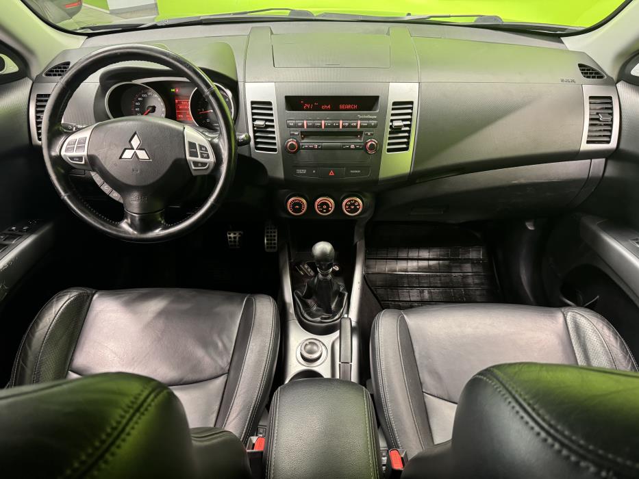 Mitsubishi Outlander 2009