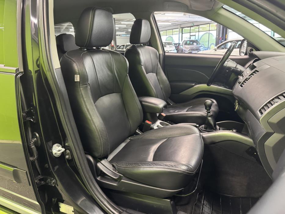 Mitsubishi Outlander 2009