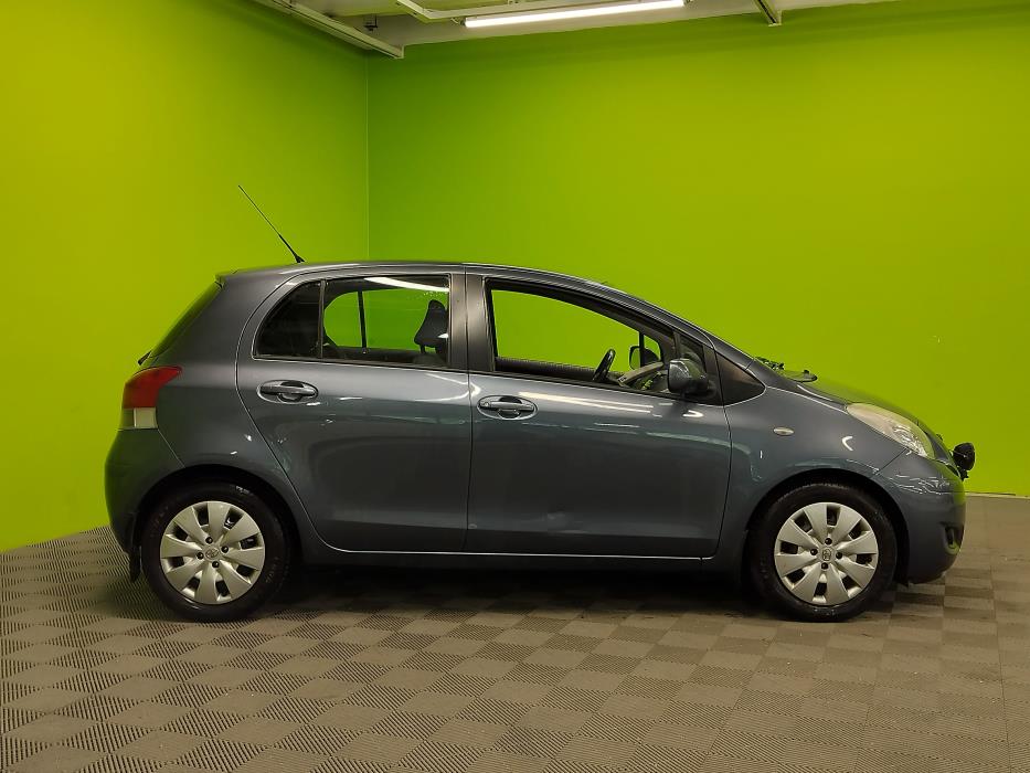 Toyota Yaris 2009