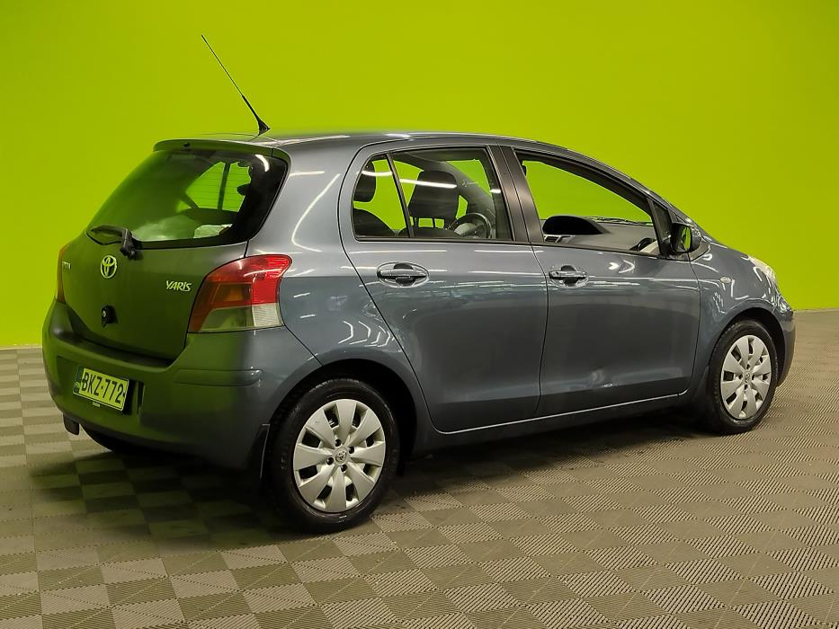 Toyota Yaris 2009