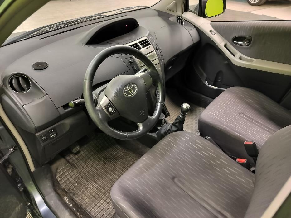 Toyota Yaris 2009